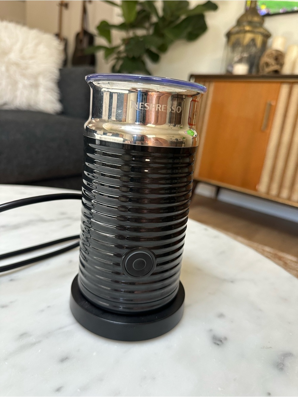 Nespresso Black Electric Base with Silver Contact Screws